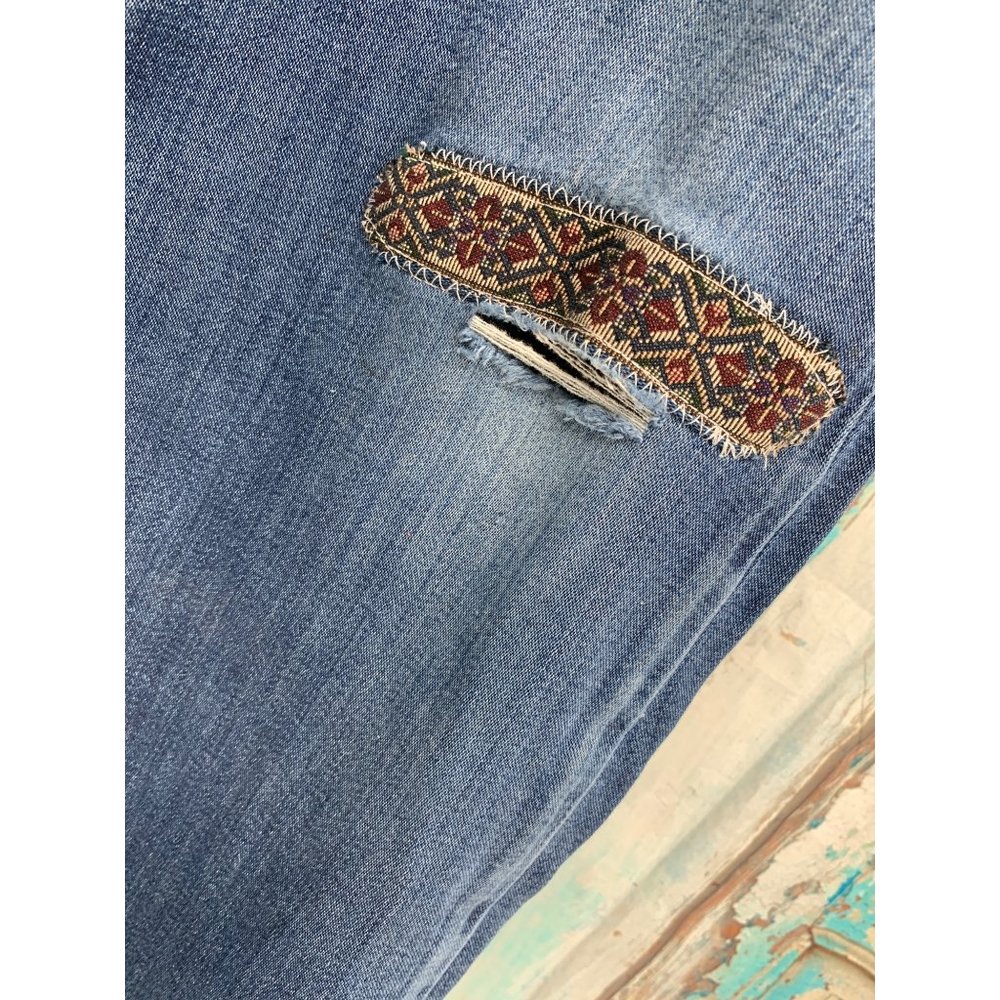 Lucky Brand Womans 12/31 The Sweet Jean Boot Ankle Patched Distressed Blue Cotto - Picture 4 of 12